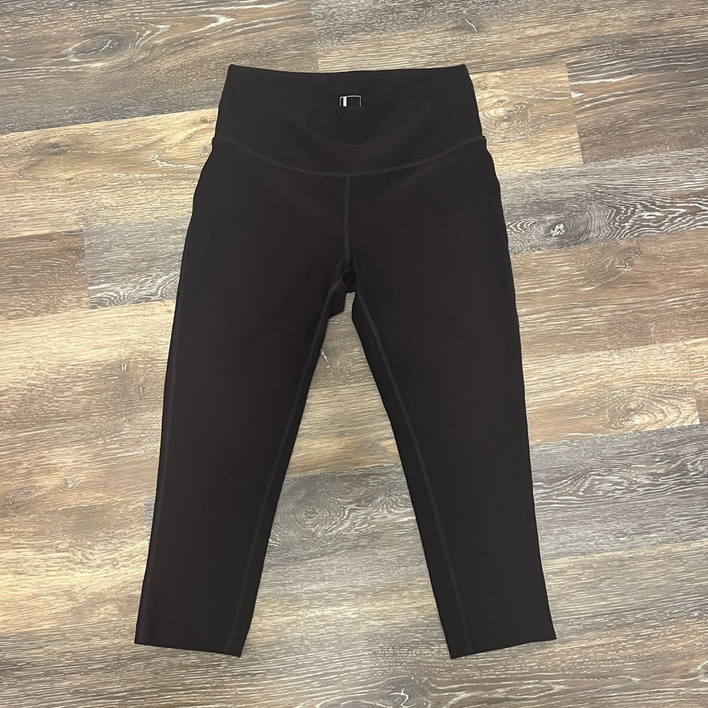 Deep purple cropped leggings
